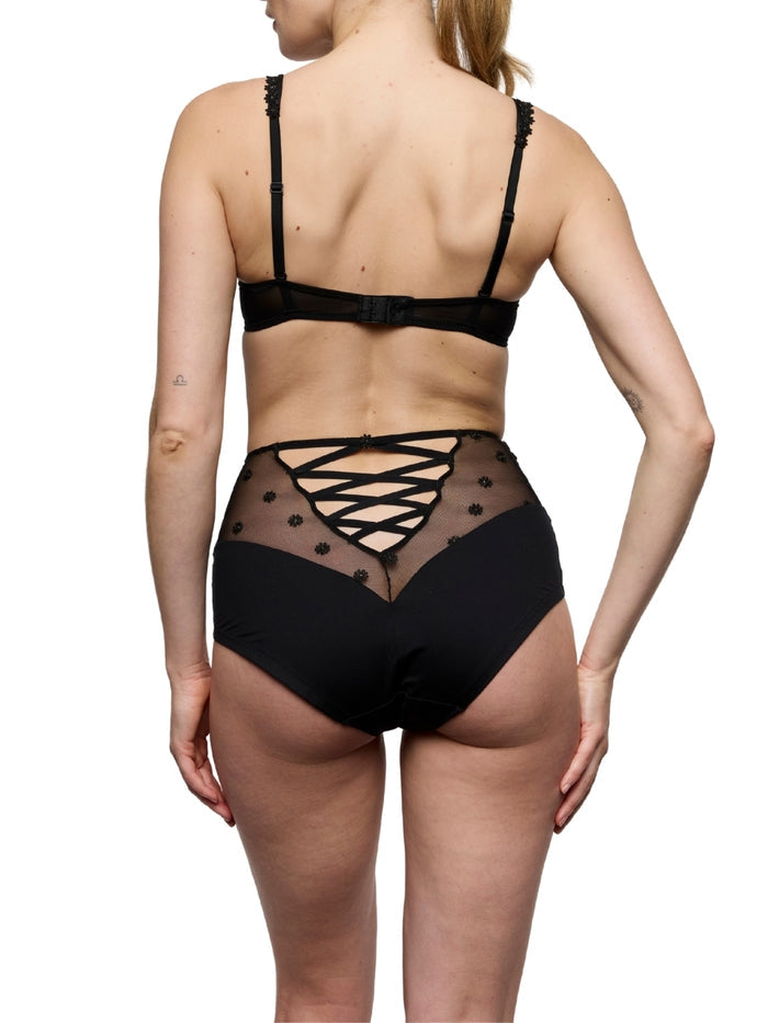 Daisy Full Brief