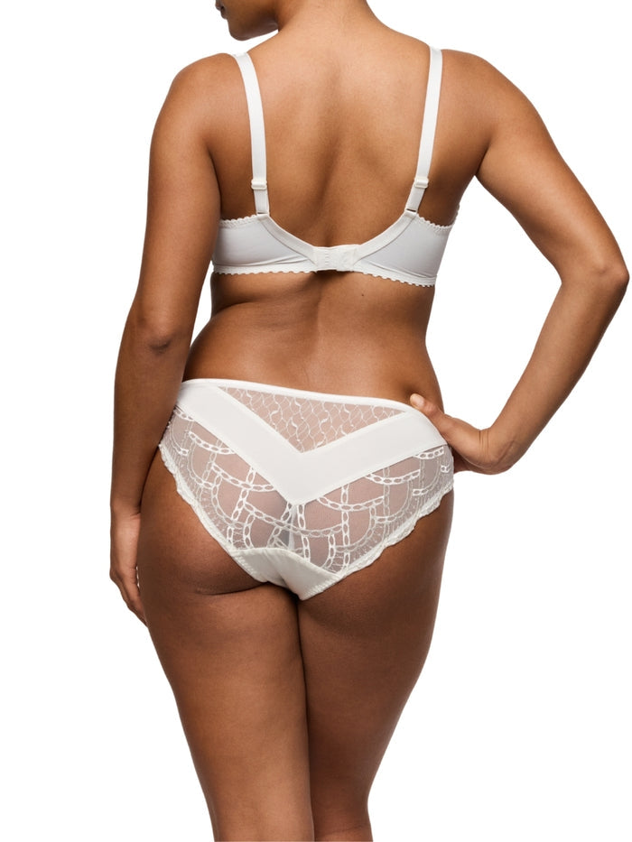Naica Rio Brief